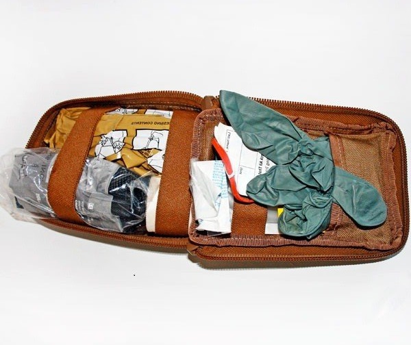 O-IFAK Tasche Gefüllt (Kleines Erste-Hilfe-Set), Größe: 16,5 cm 11 x 7,5  cm
